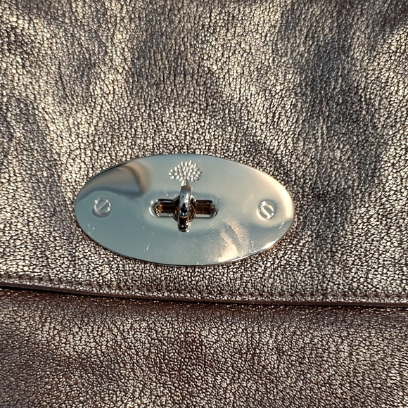 Mulberry Clemmie Twist Lock Clutch Bag Gold Metallic Leather Fold Over & Dustbag - Picture 4 of 16